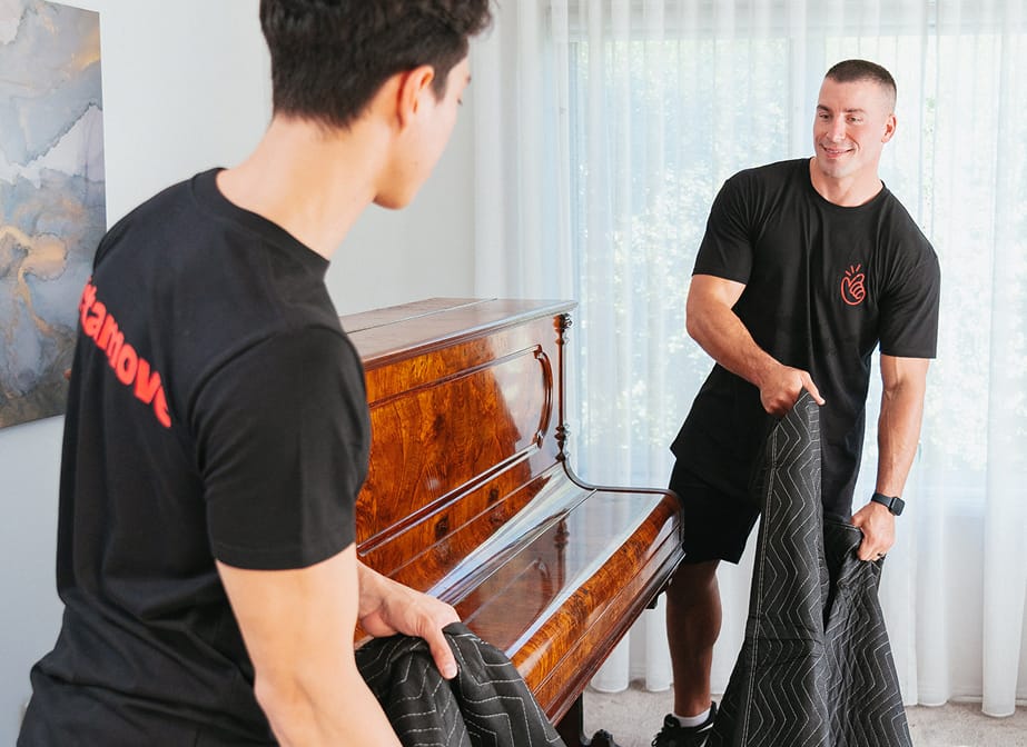 Covering a piano
