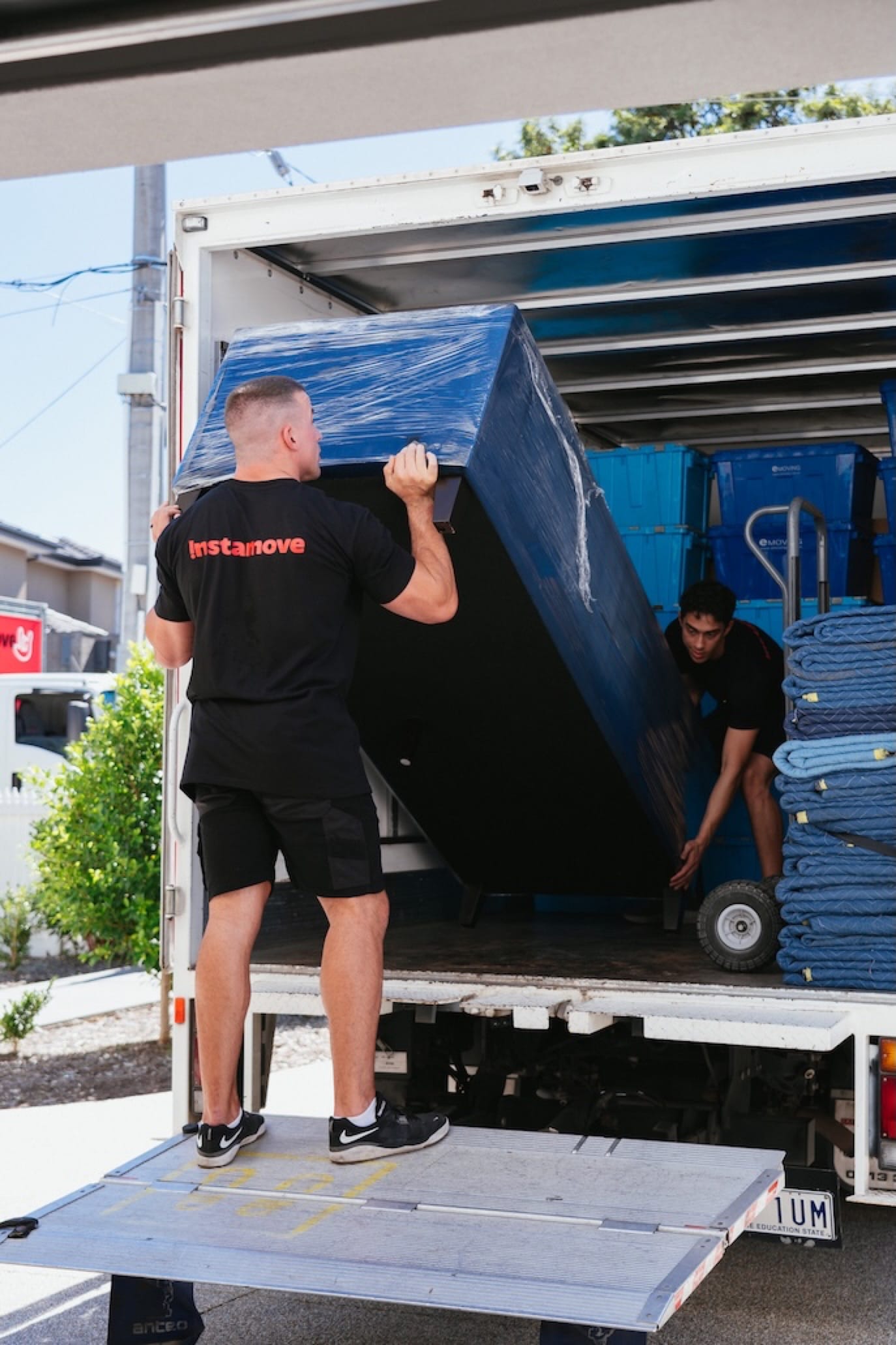 Instamove moving team